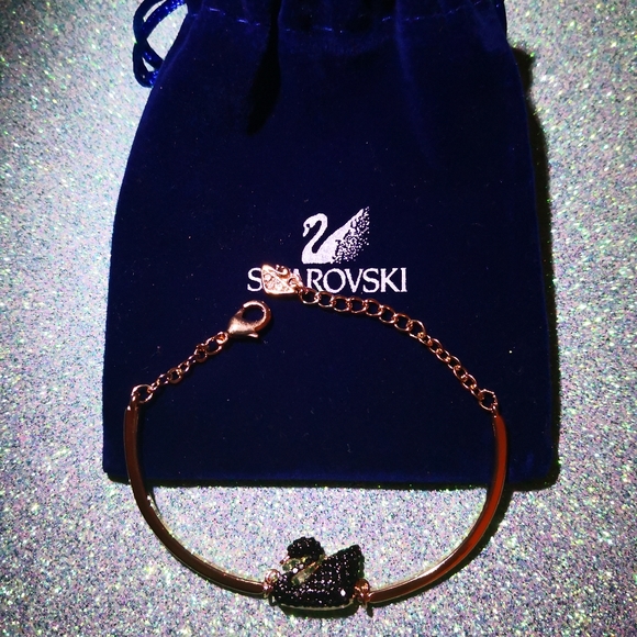 Swarovski Jewelry - BRACELET.Swarovski. New ! 8"sz .Pink Gold. Swarovski Jewelry - BRACELET.Swarovski. New ! 8"sz .Pink Gold.